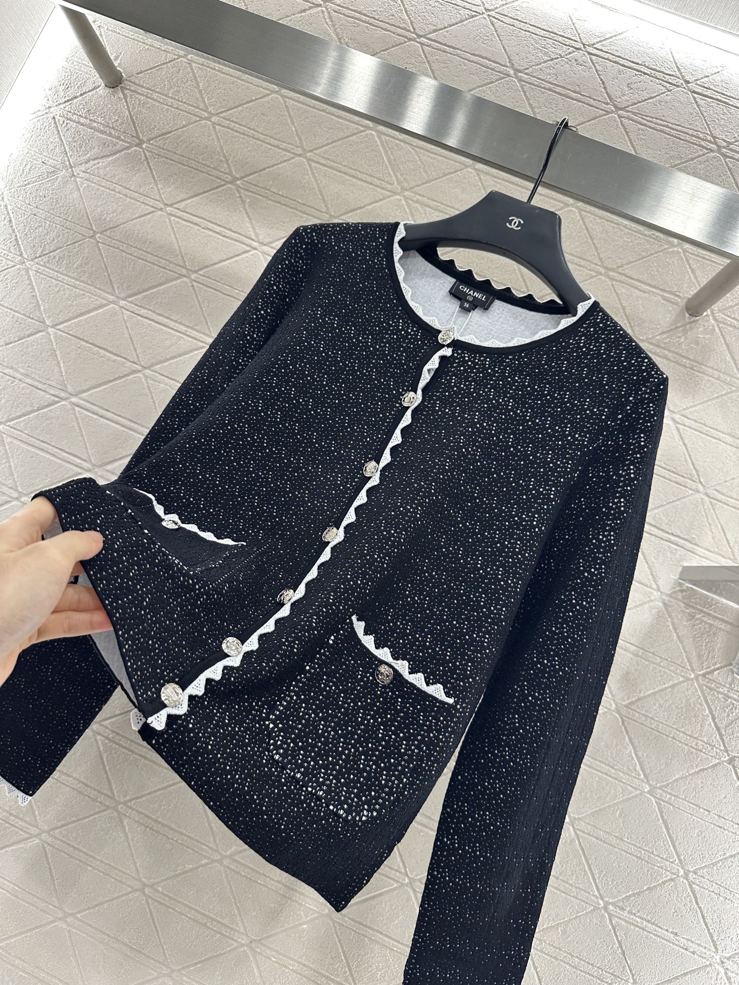 25fw Double layered knitted cardigan