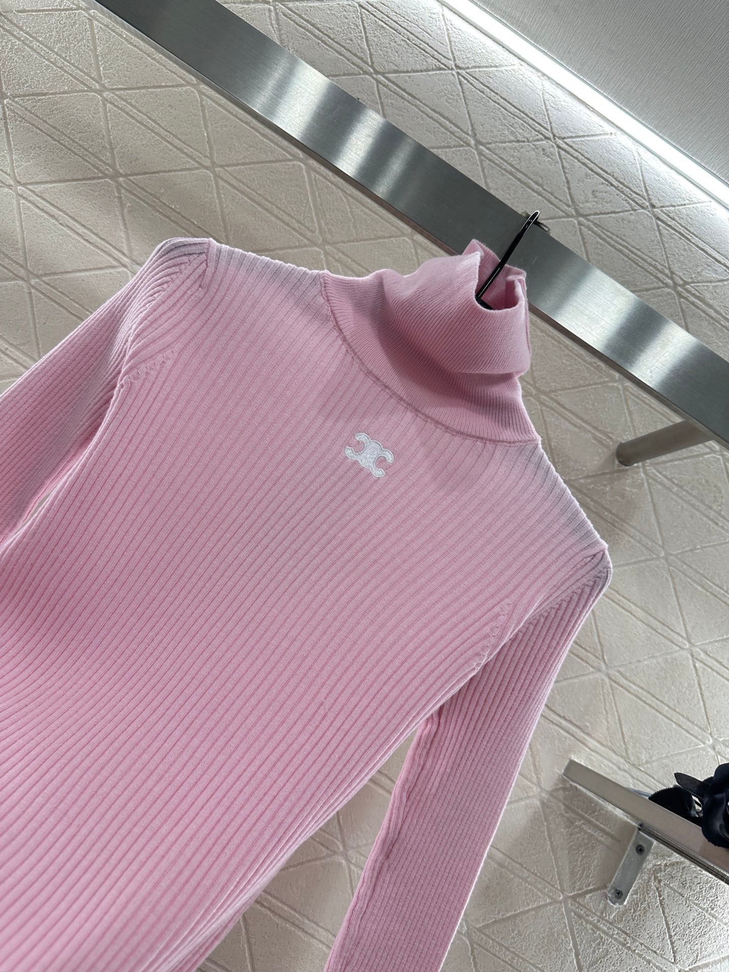 25fw Slim fit high neck base shirt