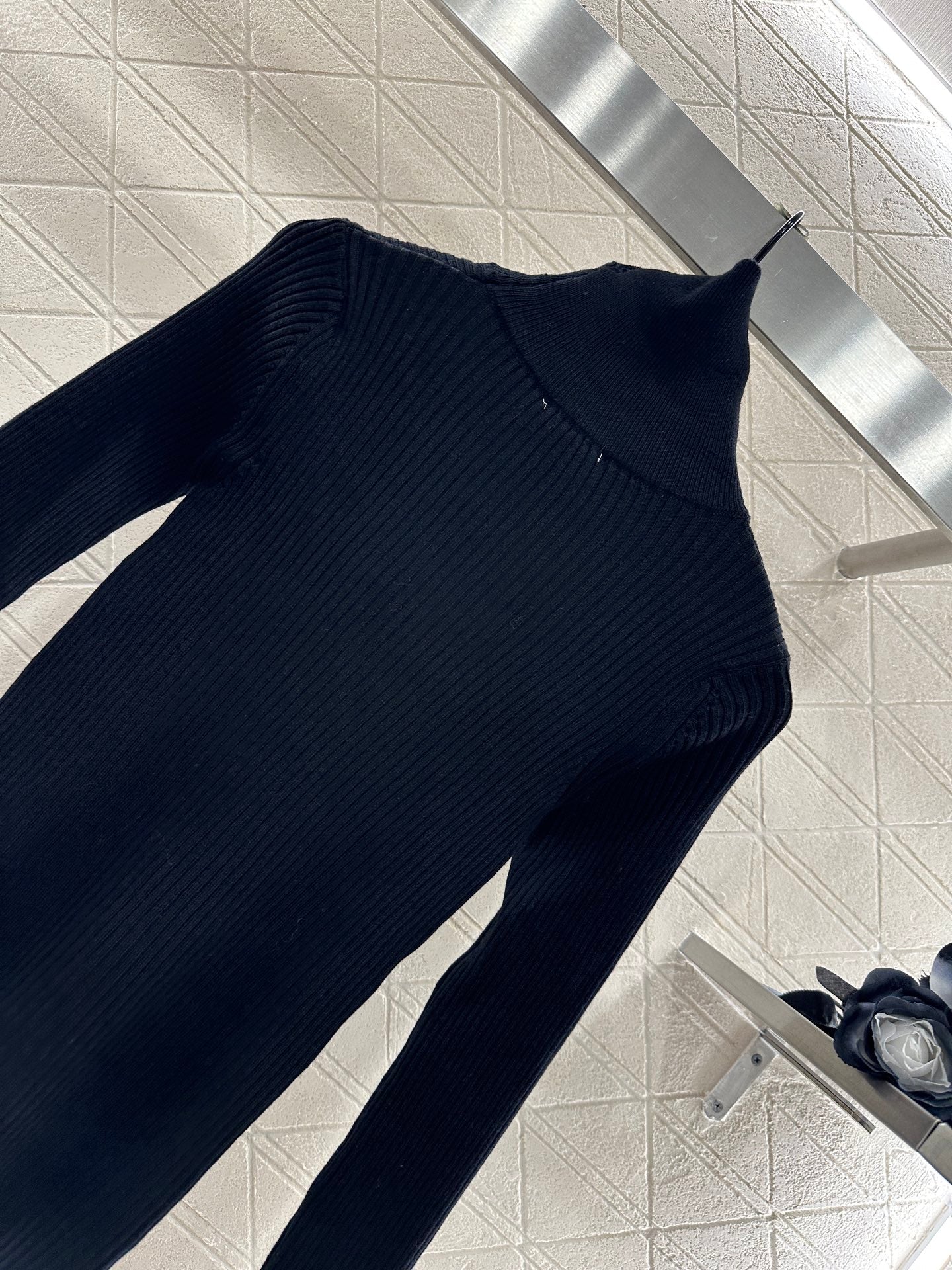 25fw Slim fit high neck base shirt