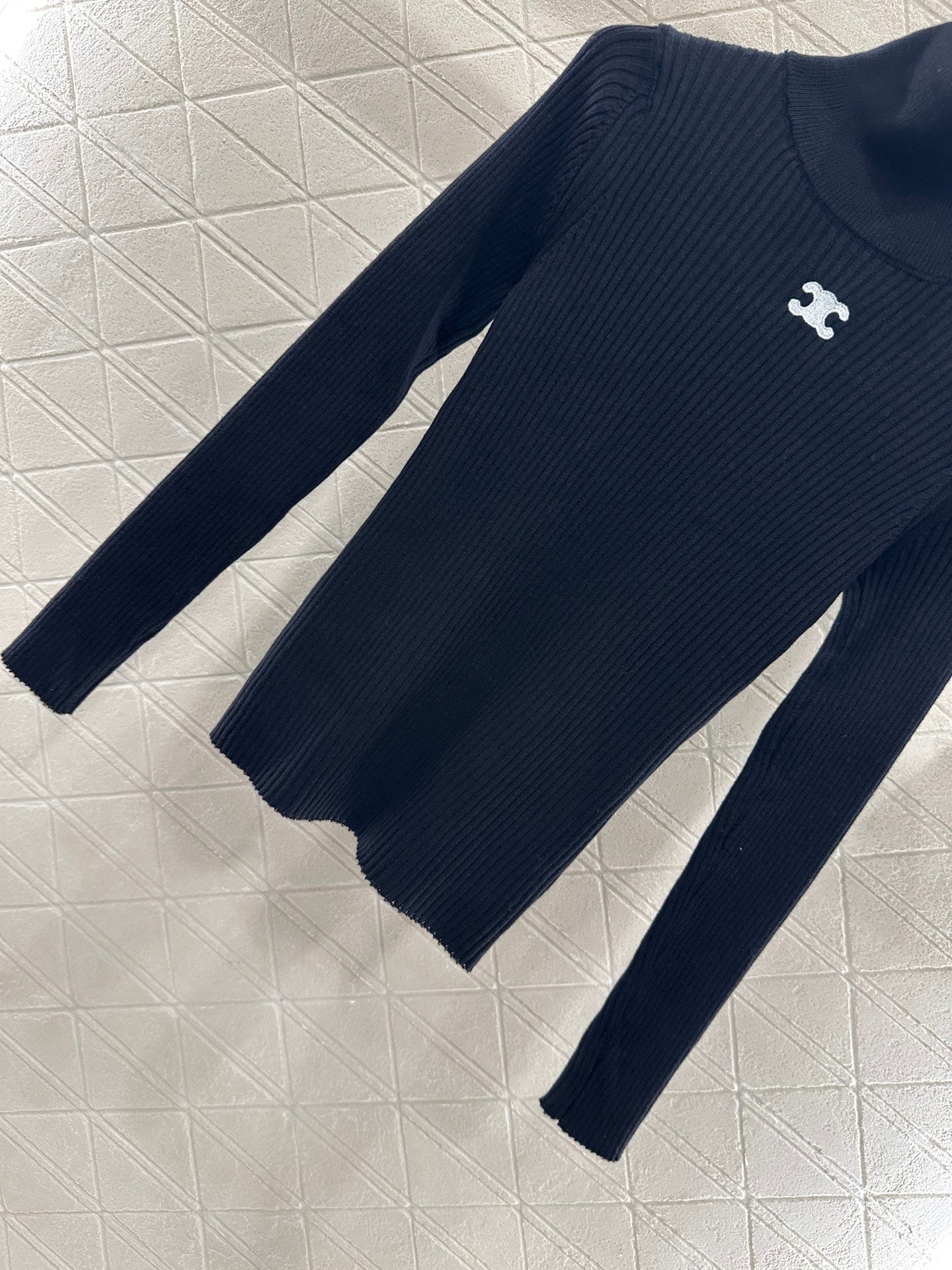 25fw Slim fit high neck base shirt