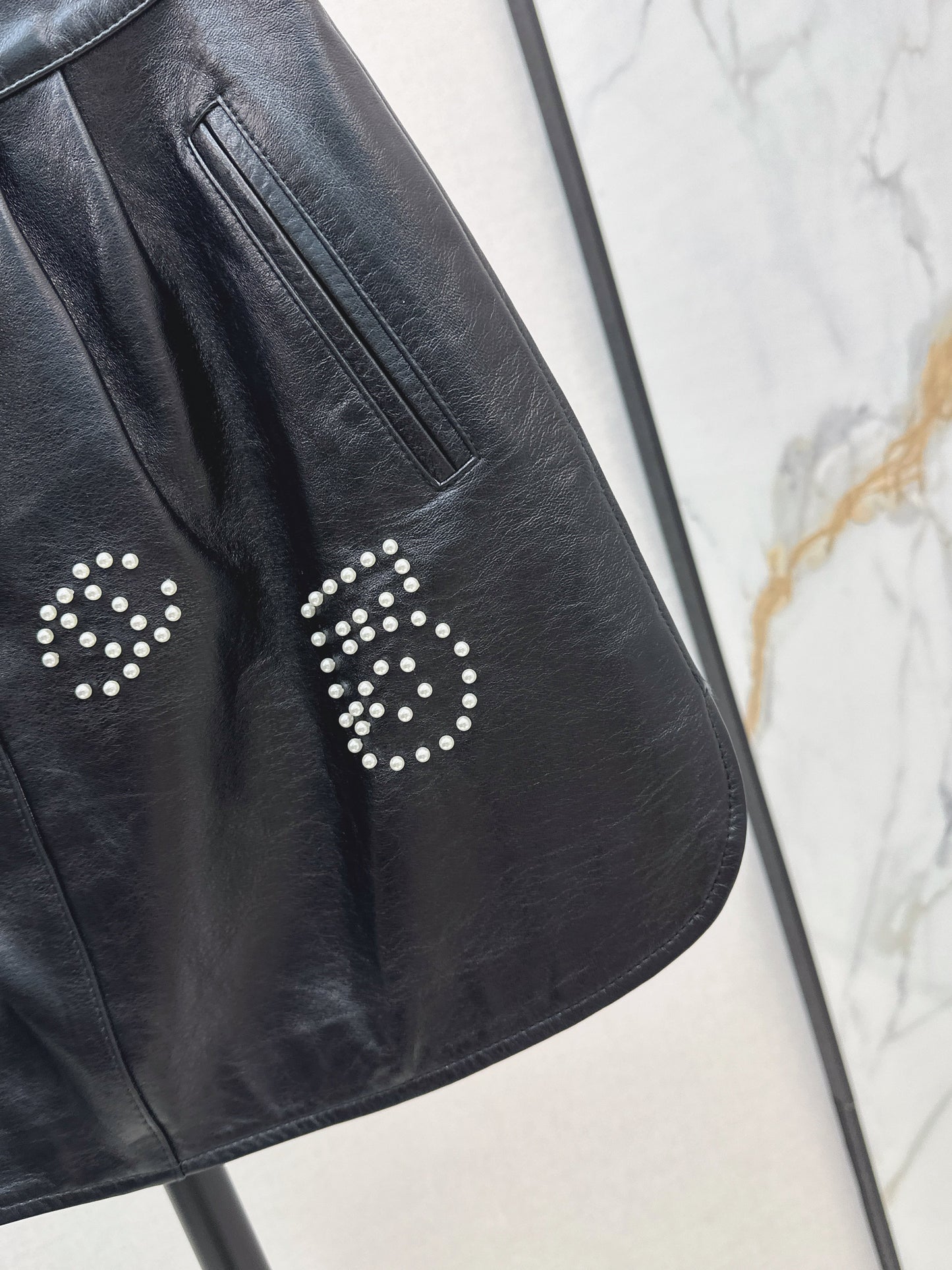 25fw Logo Bead Half Skirt