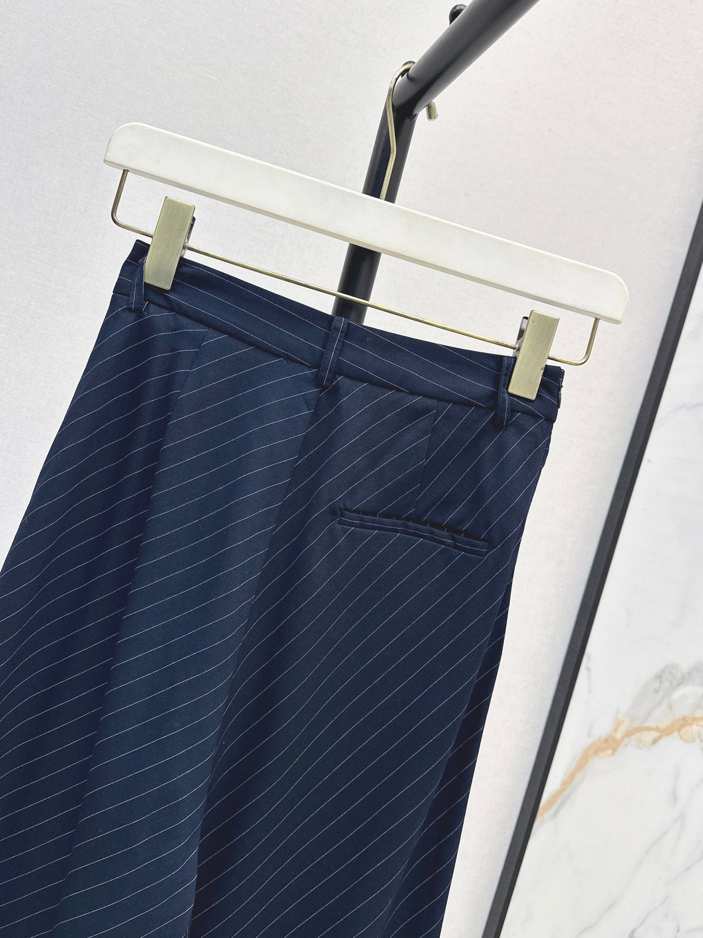 25fw Hanging design trousers