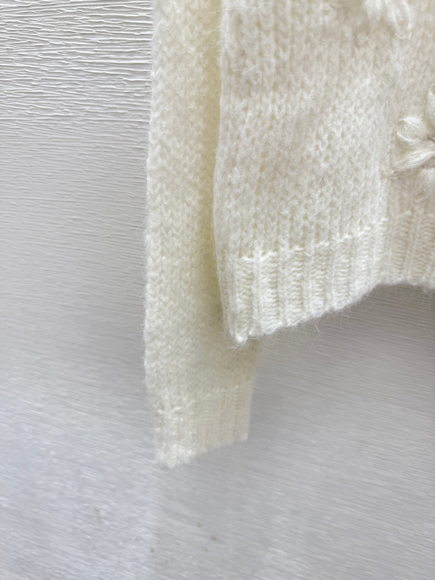 25fw Hollow knit cardigan