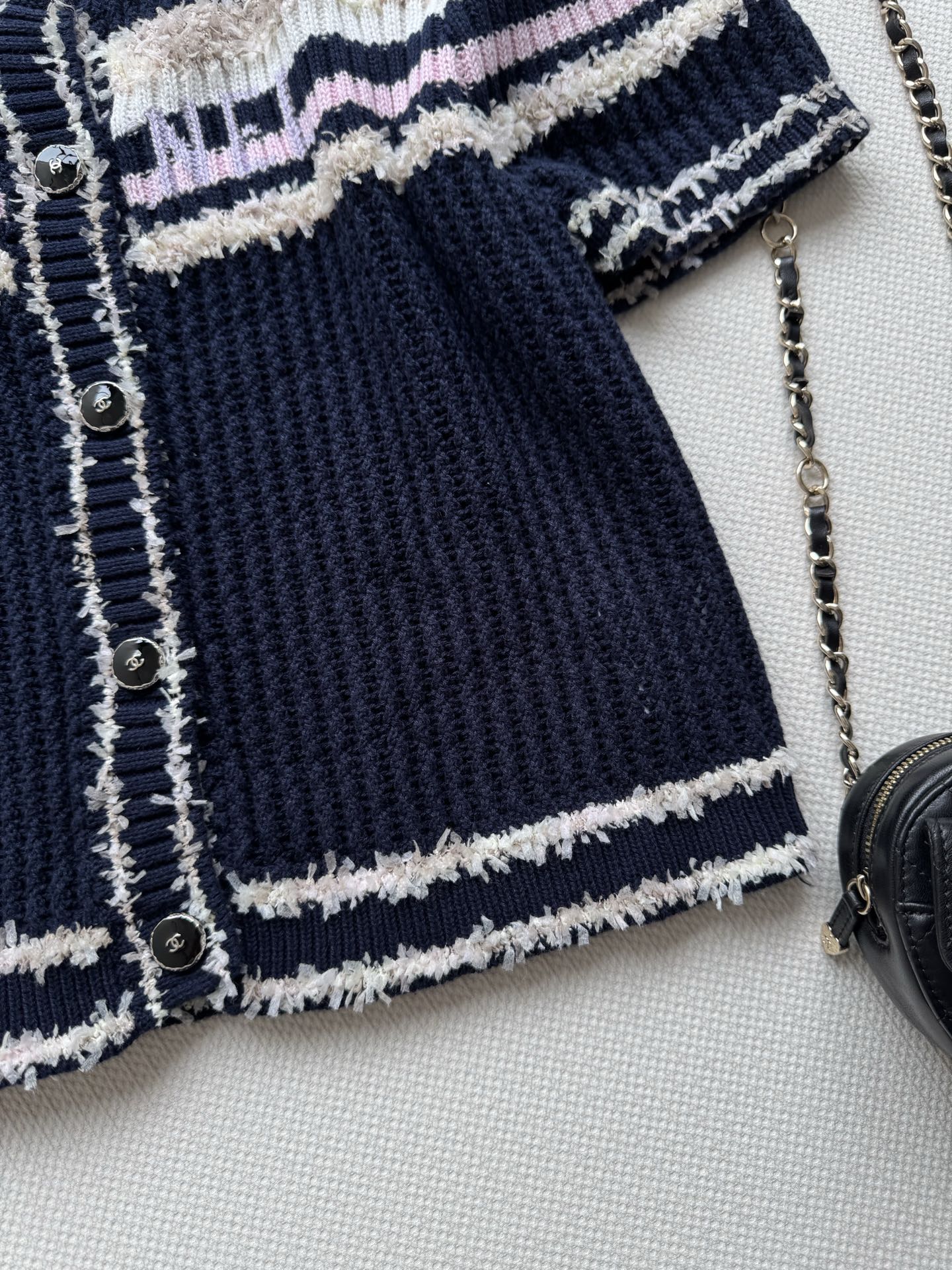 25fw Hollow knit cardigan