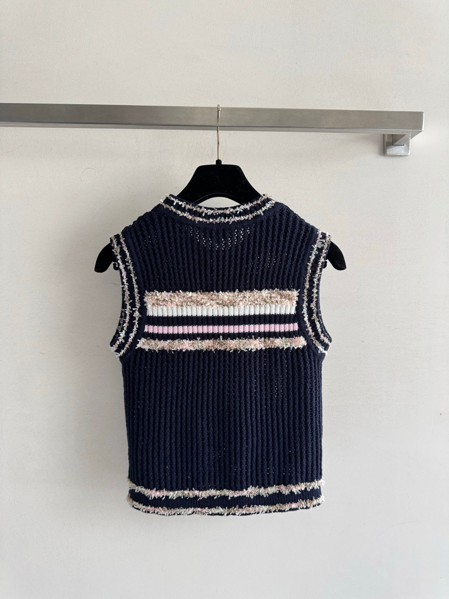 25fw Hollow knit vest