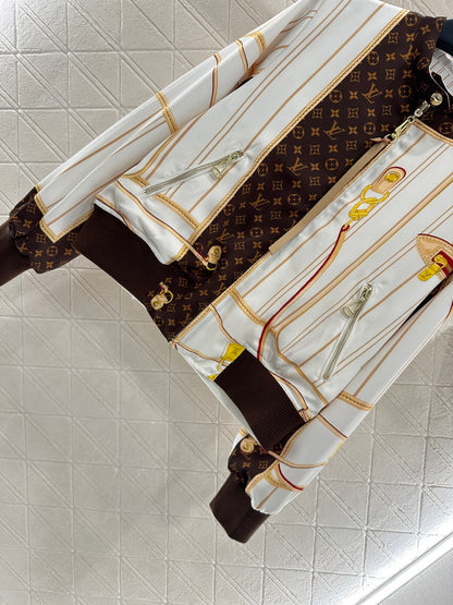 25fw Wear two standing collar jackets