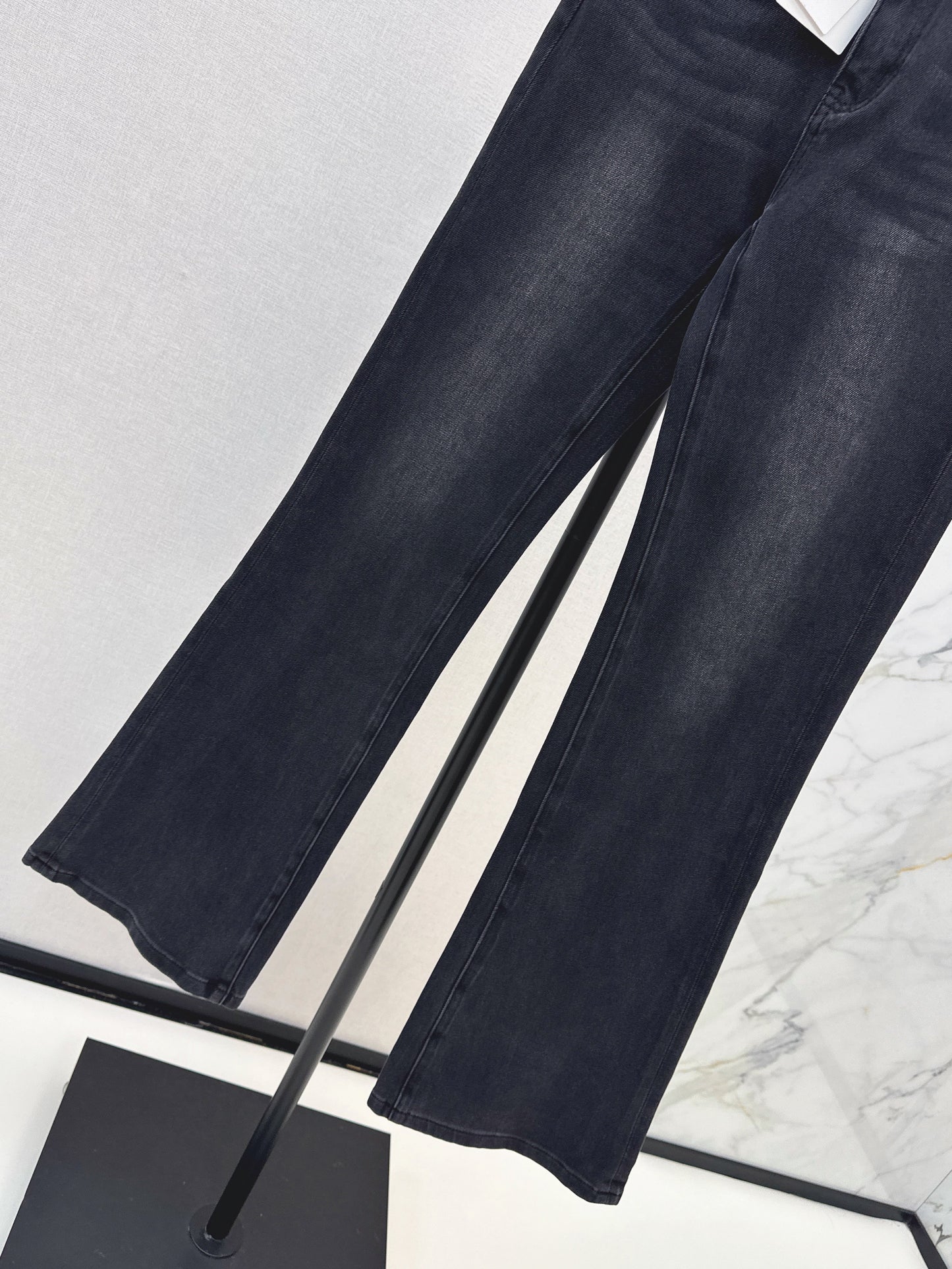 25fw straight-leg jeans