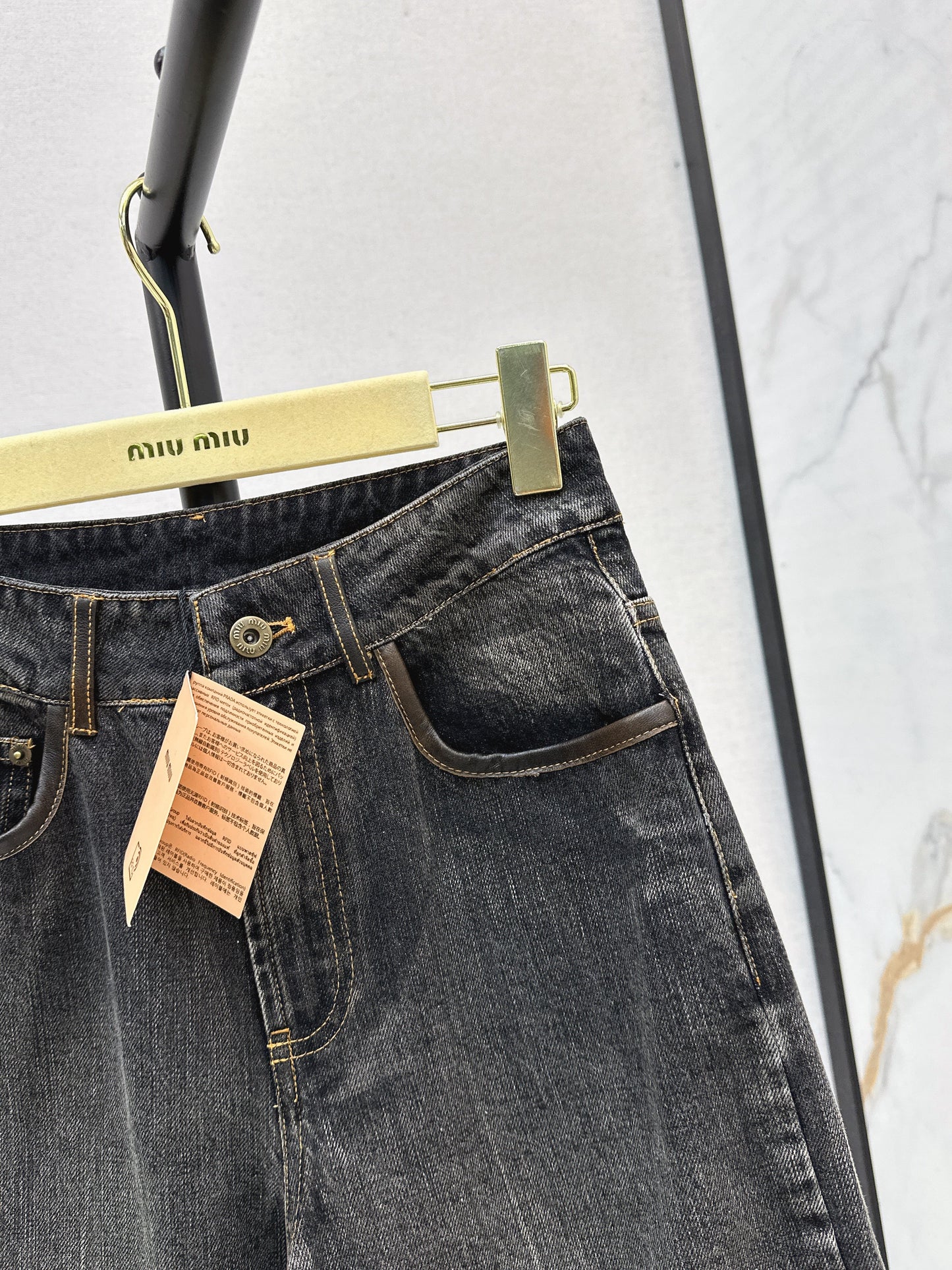 25fw Contrasting jeans