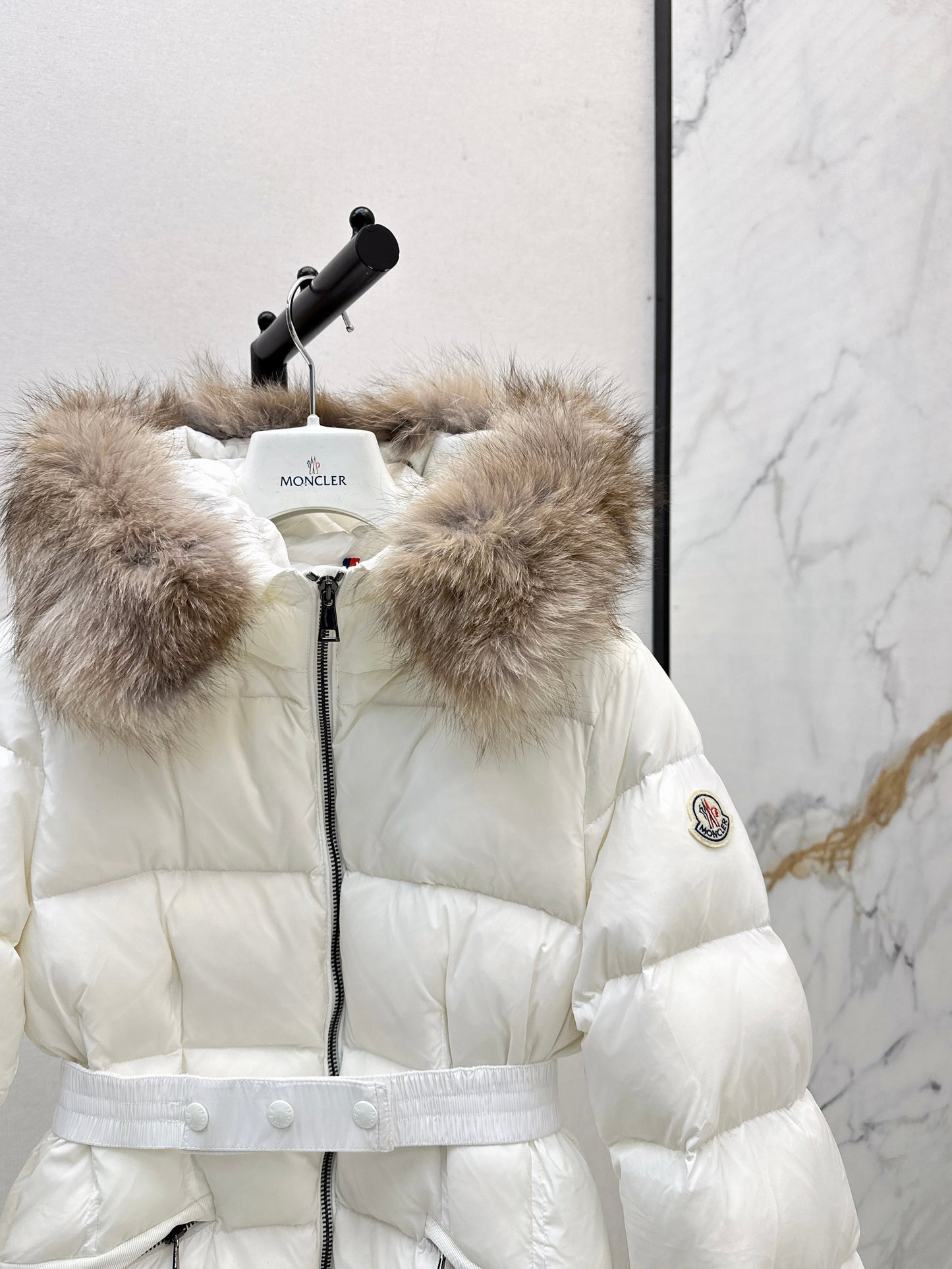 25fw Hooded short down jacket