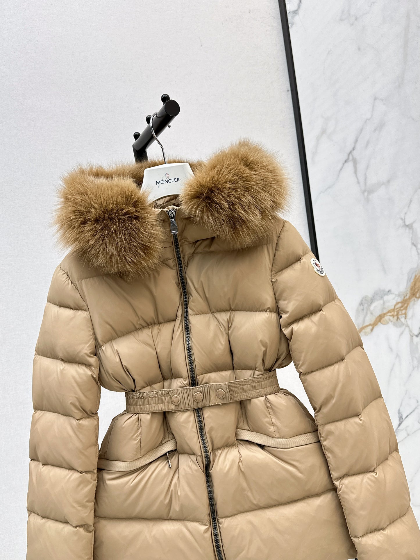 25fw Hooded short down jacket