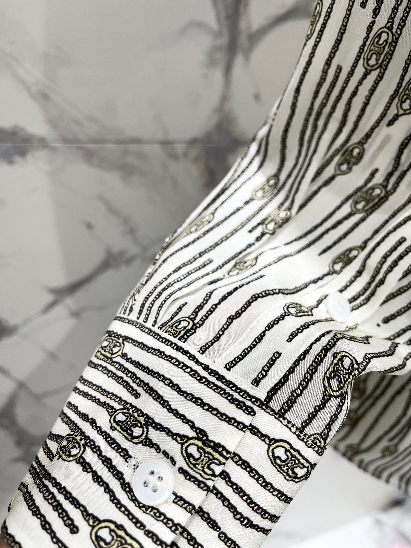 25fw Ribbon tie silk shirt