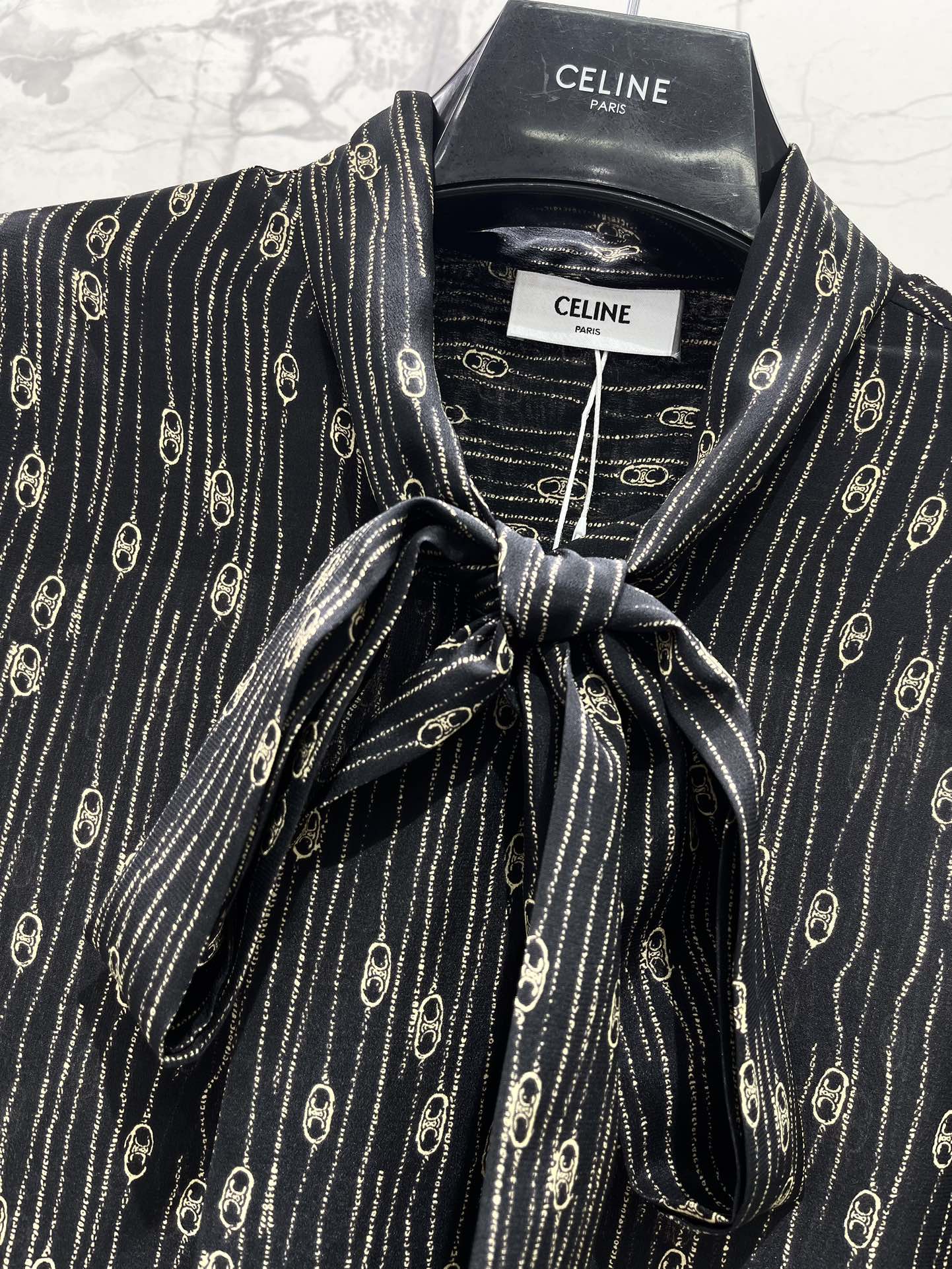 25fw Ribbon tie silk shirt
