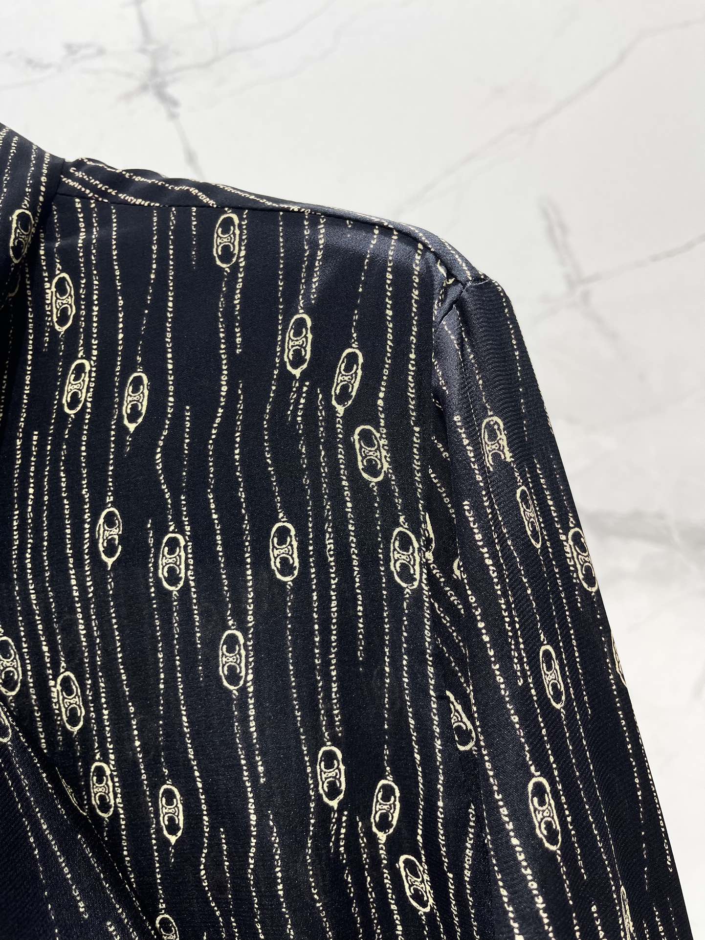 25fw Ribbon tie silk shirt