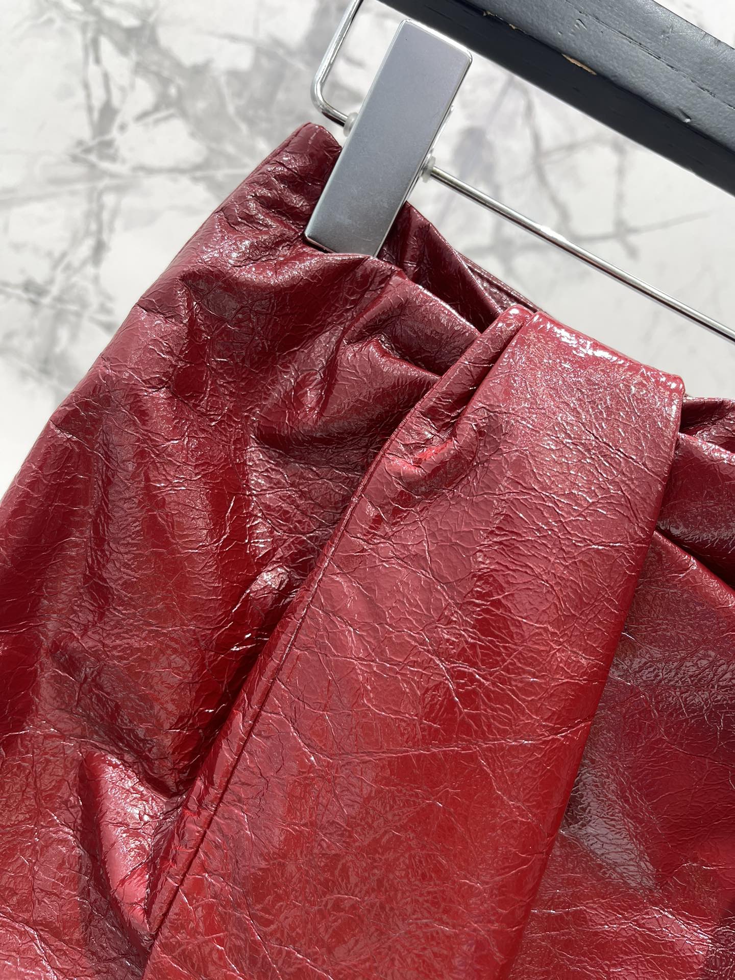 25fw Side slit hip hugging skirt pants