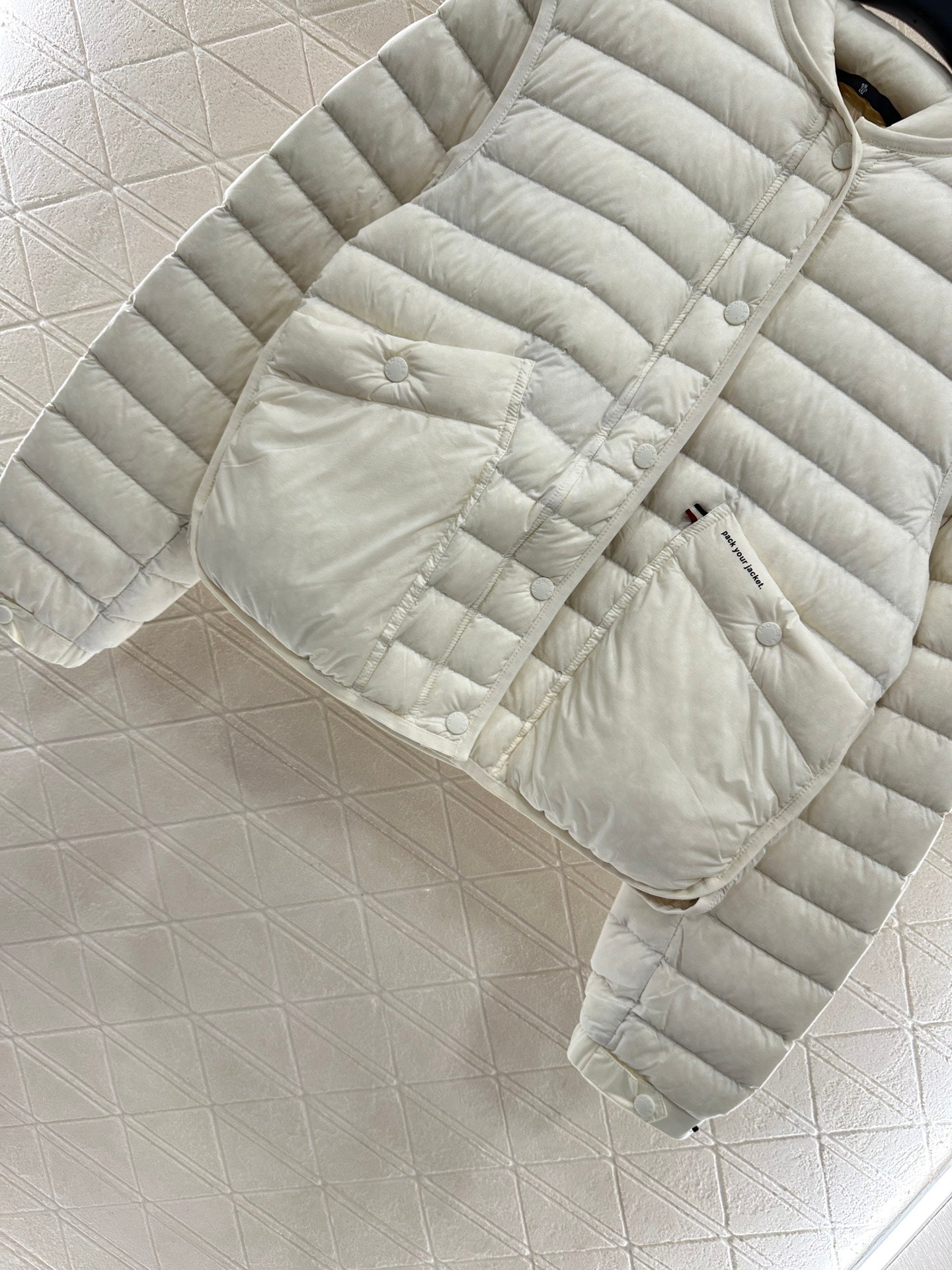 25fw Stand-collar down jacket