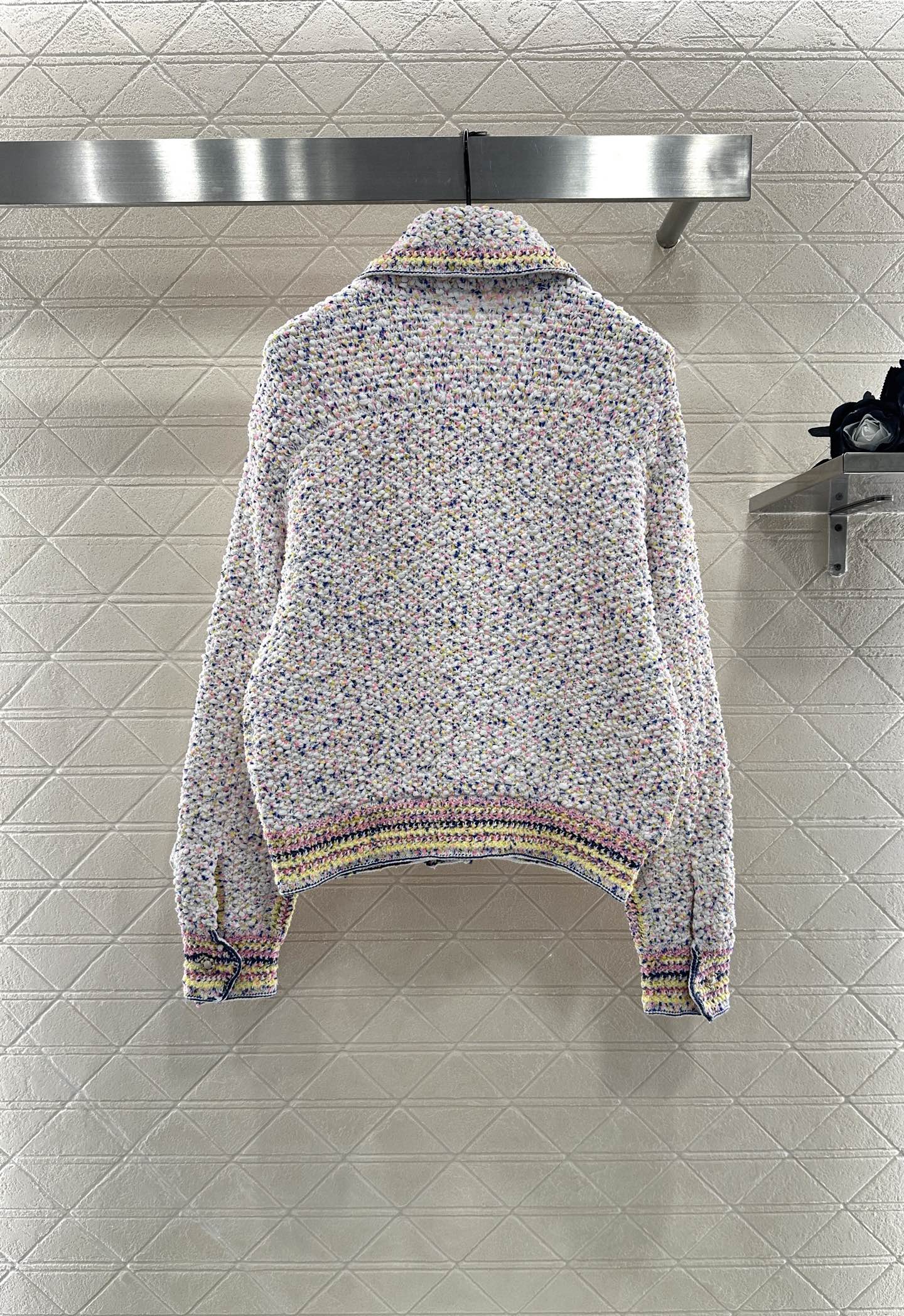 25fw Collar colored dot sweater cardigan