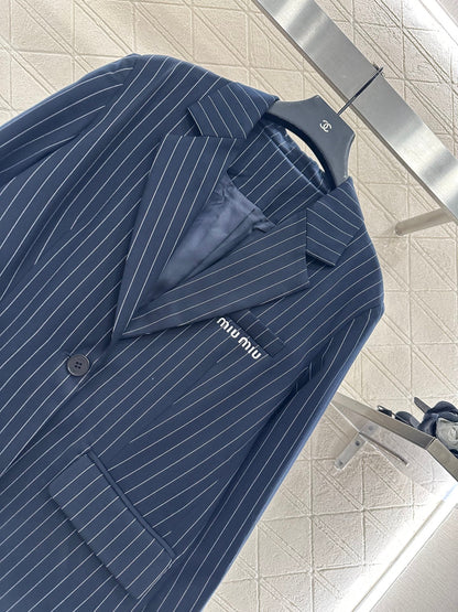 25fw Silhouette striped suit set