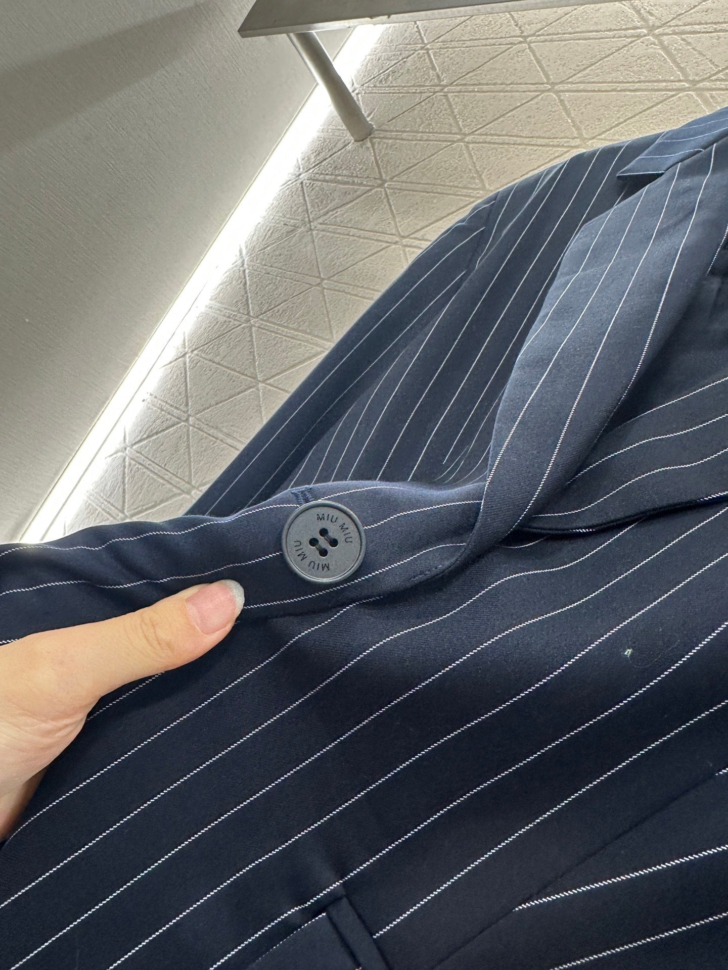 25fw Silhouette striped suit set