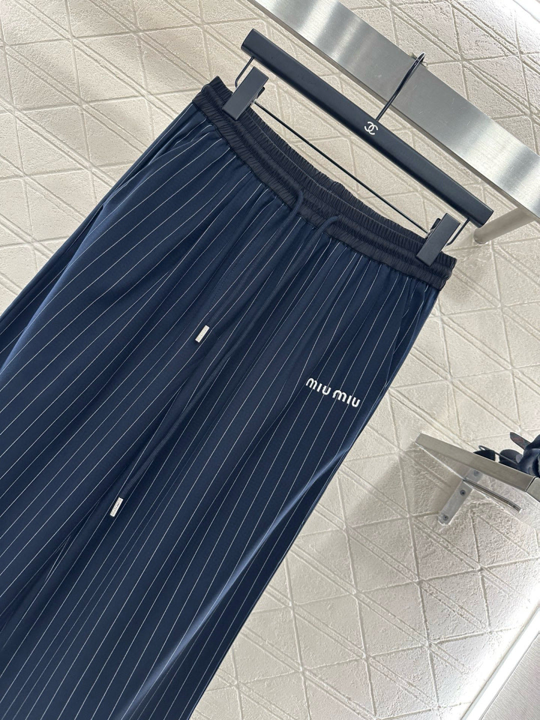 25fw Silhouette striped suit set