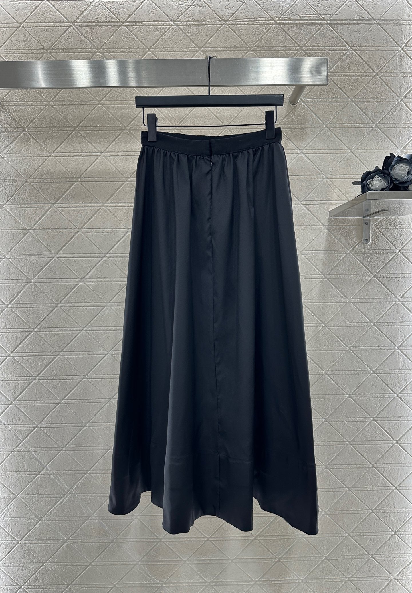 25fw High waisted umbrella shaped mid length skirt