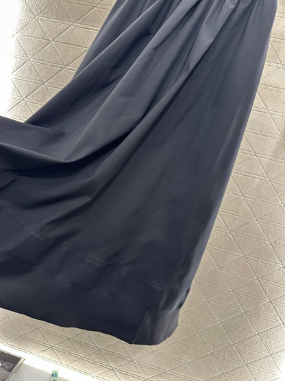 25fw High waisted umbrella shaped mid length skirt