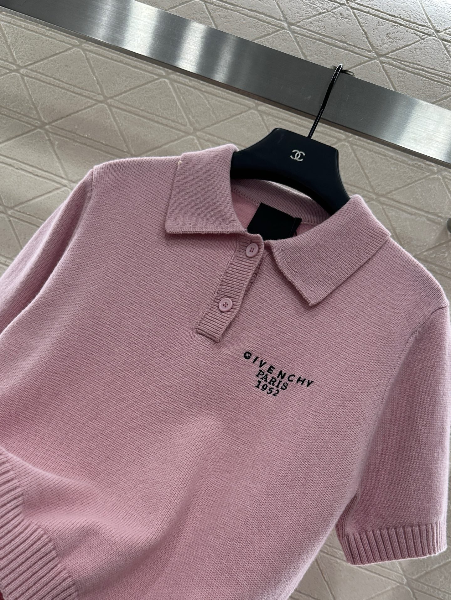 25fw Half open lapel knitted top