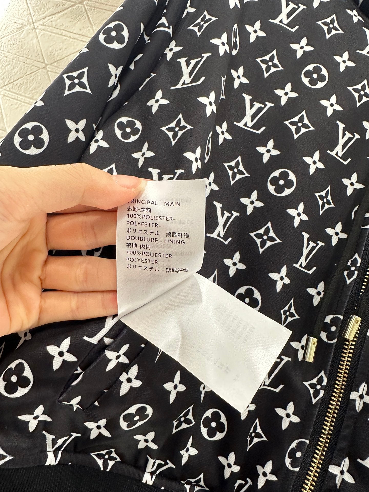 25fw Two sided hooded suit