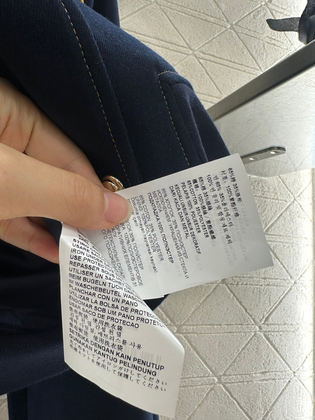 25fw Mid length skirt