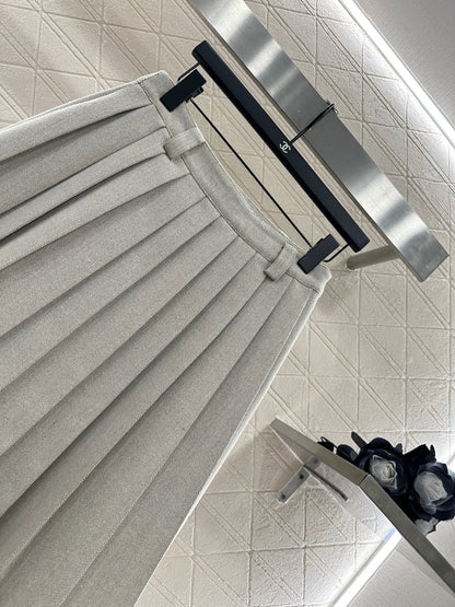 25fw Mid length skirt