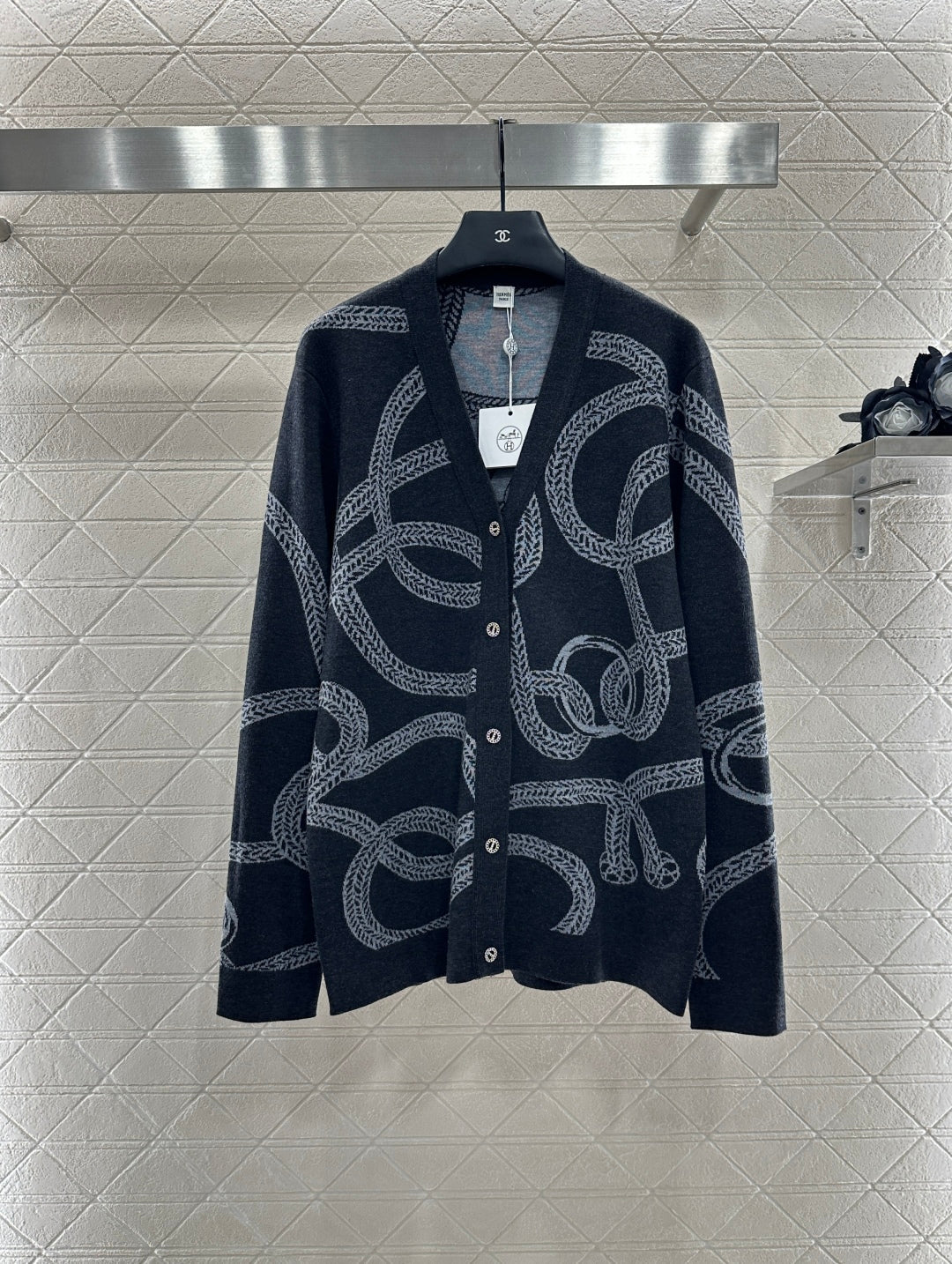 25fw Collision ribbon chain buckle cardigan