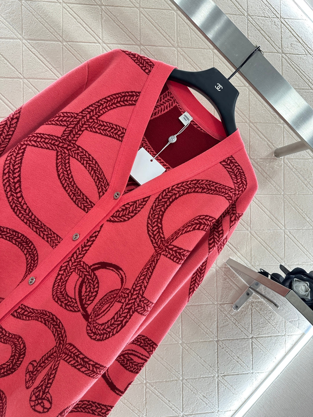 25fw Collision ribbon chain buckle cardigan