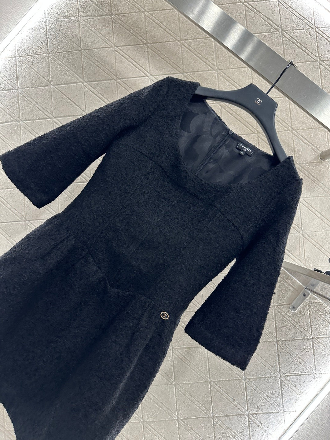 25fw Mid sleeve round neck dress