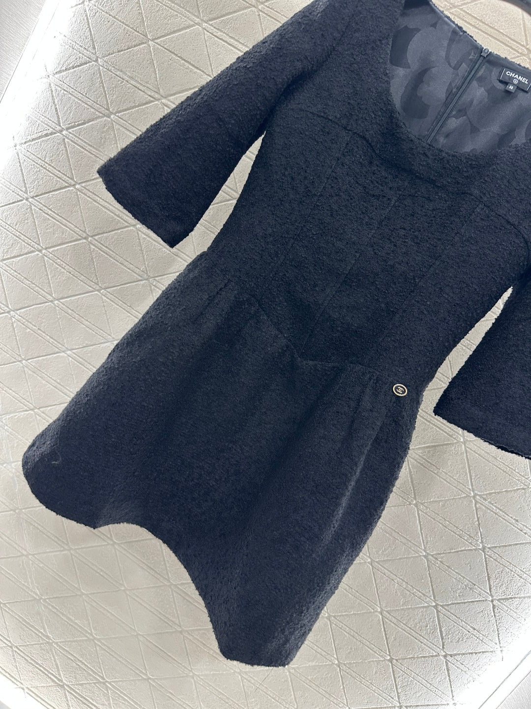 25fw Mid sleeve round neck dress