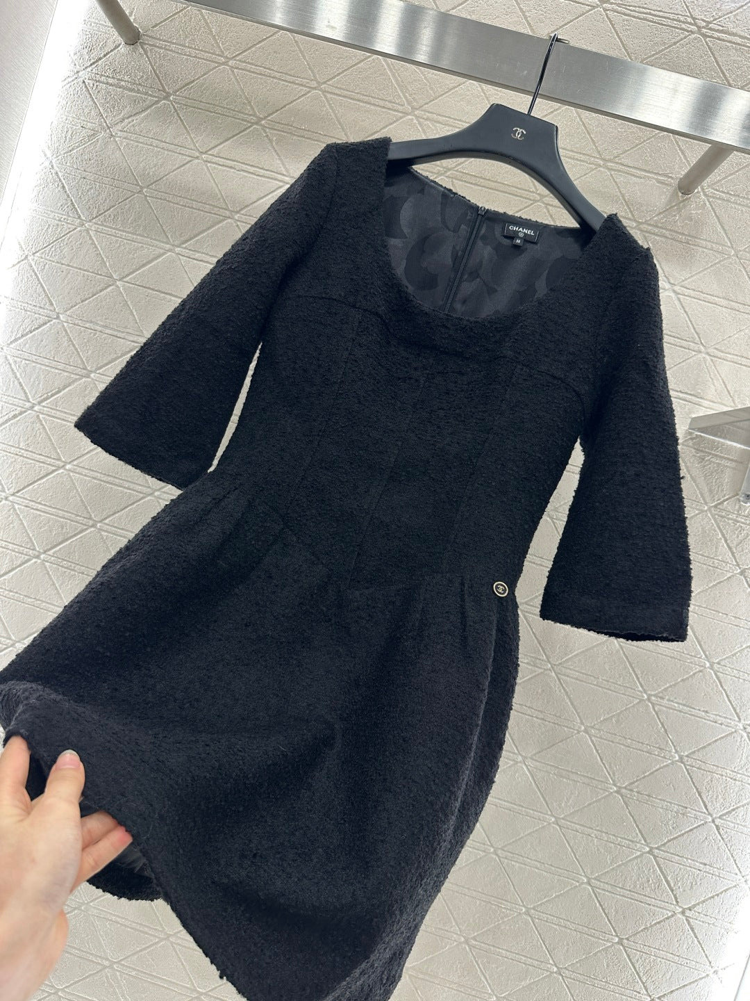 25fw Mid sleeve round neck dress
