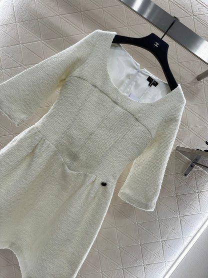 25fw Mid sleeve round neck dress