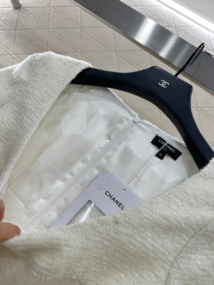 25fw Mid sleeve round neck dress