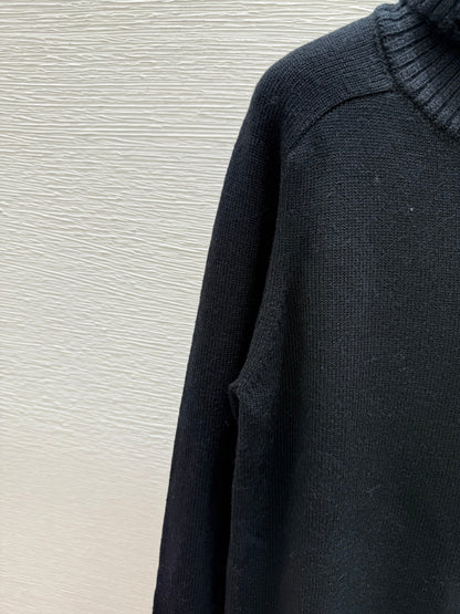 25fw Knitted long sleeved collar