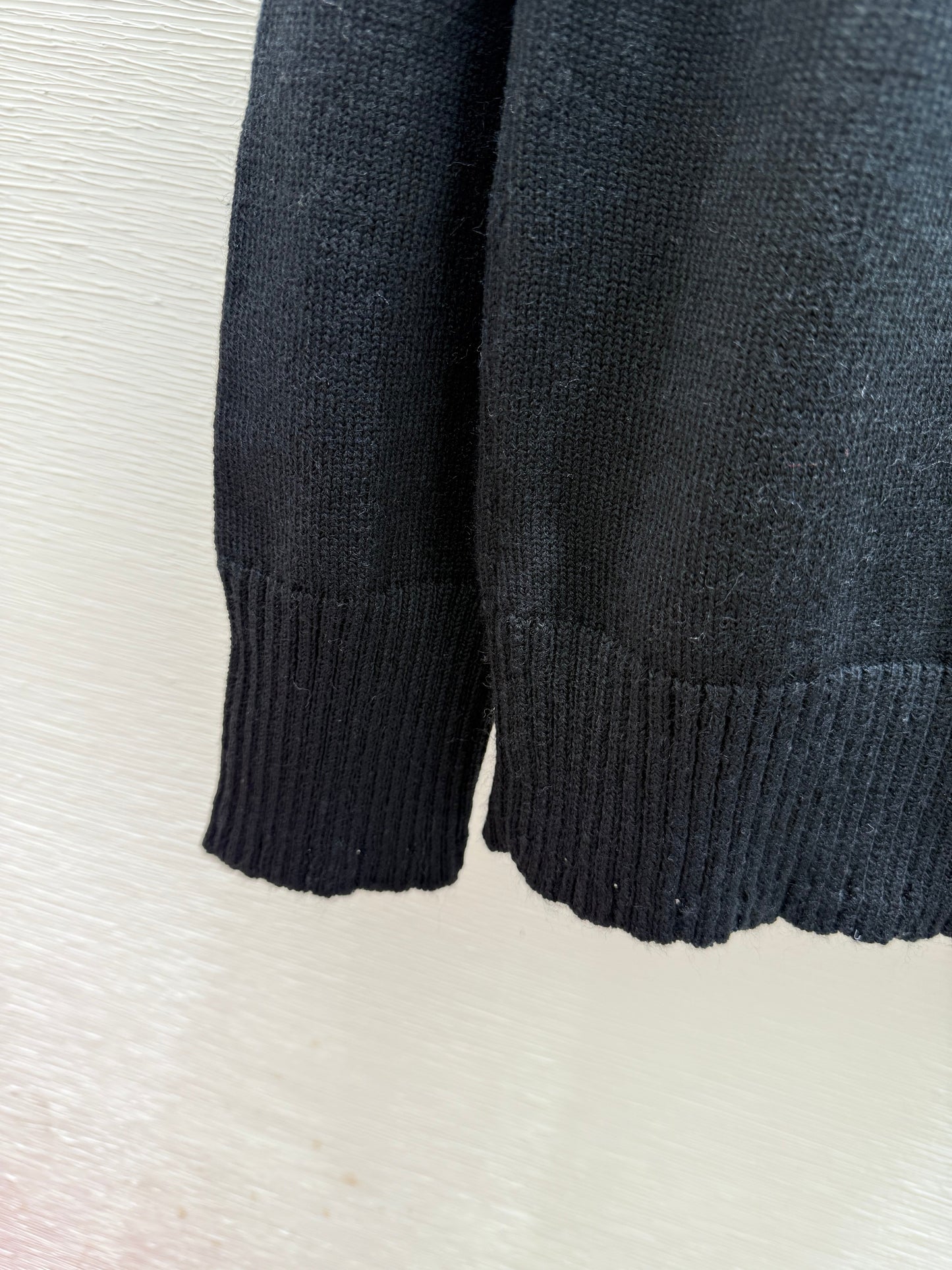 25fw Knitted long sleeved collar