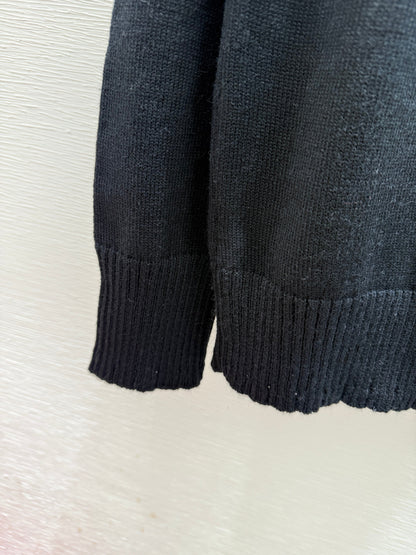 25fw Knitted long sleeved collar