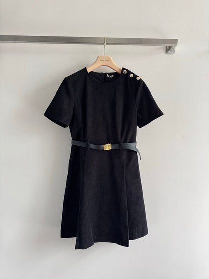 25fw Waist cinched shoulder button slim fit dress