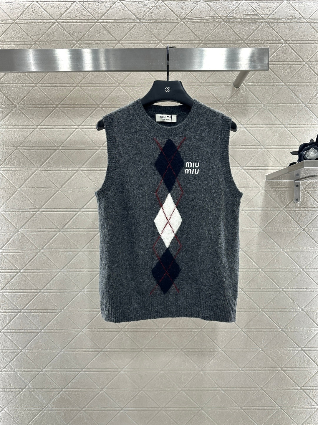 25fw Knitted cardigan vest short skirt three piece set