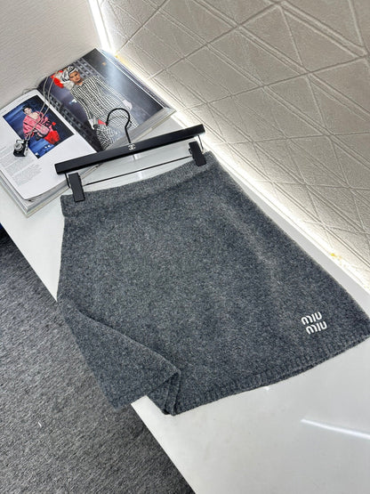 25fw Knitted cardigan vest short skirt three piece set