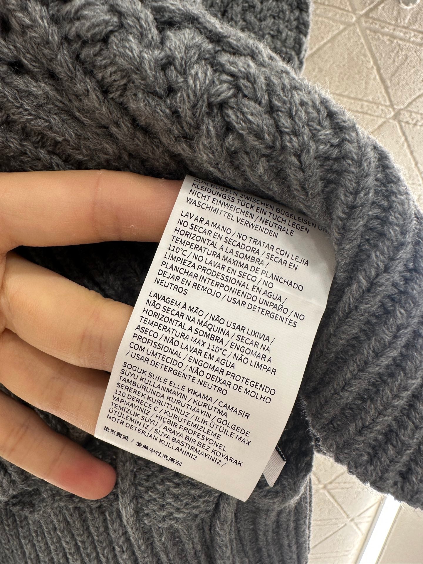 25fw High neck hollowed out crochet sweater