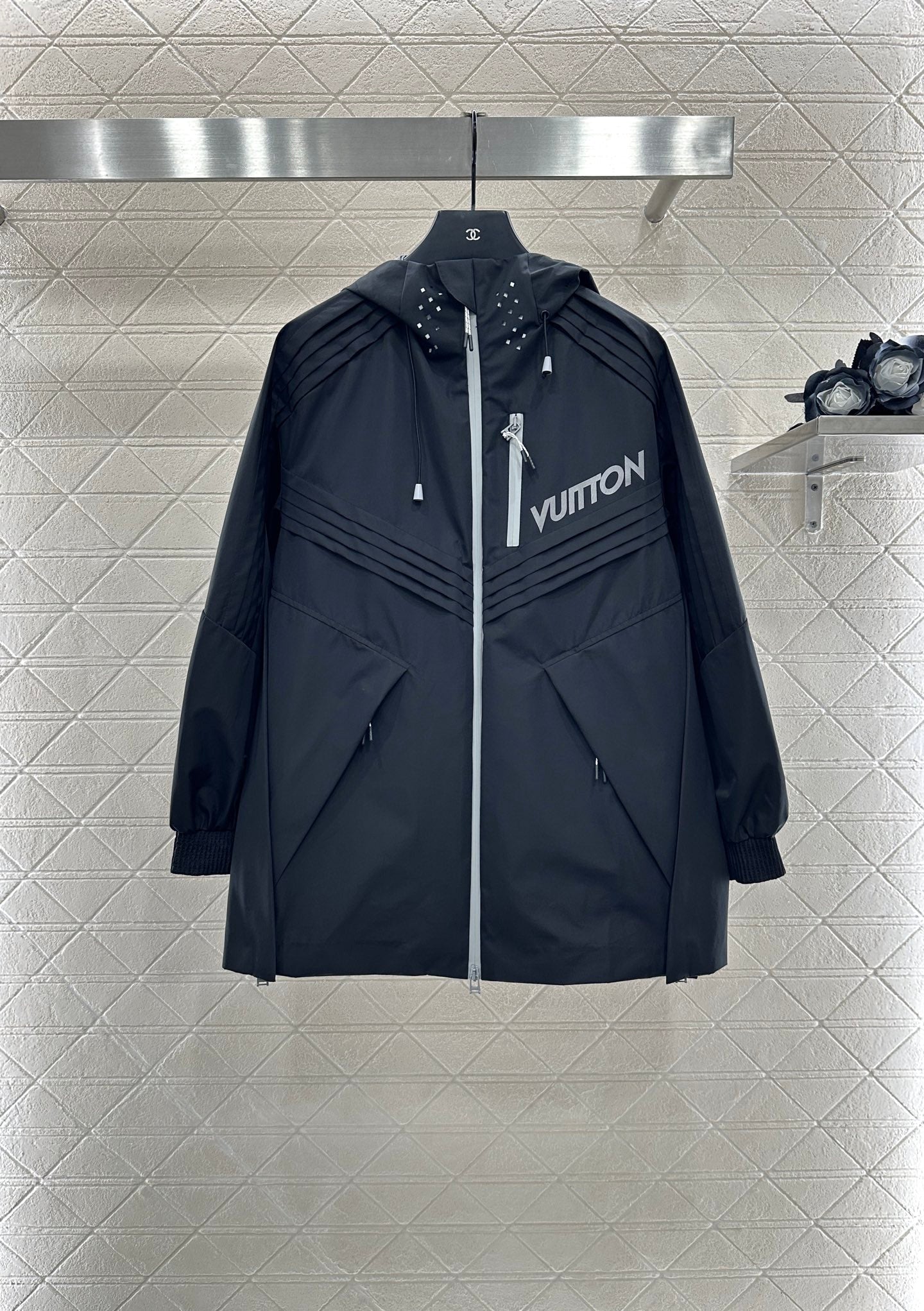 25fw Hooded silhouette assault jacket