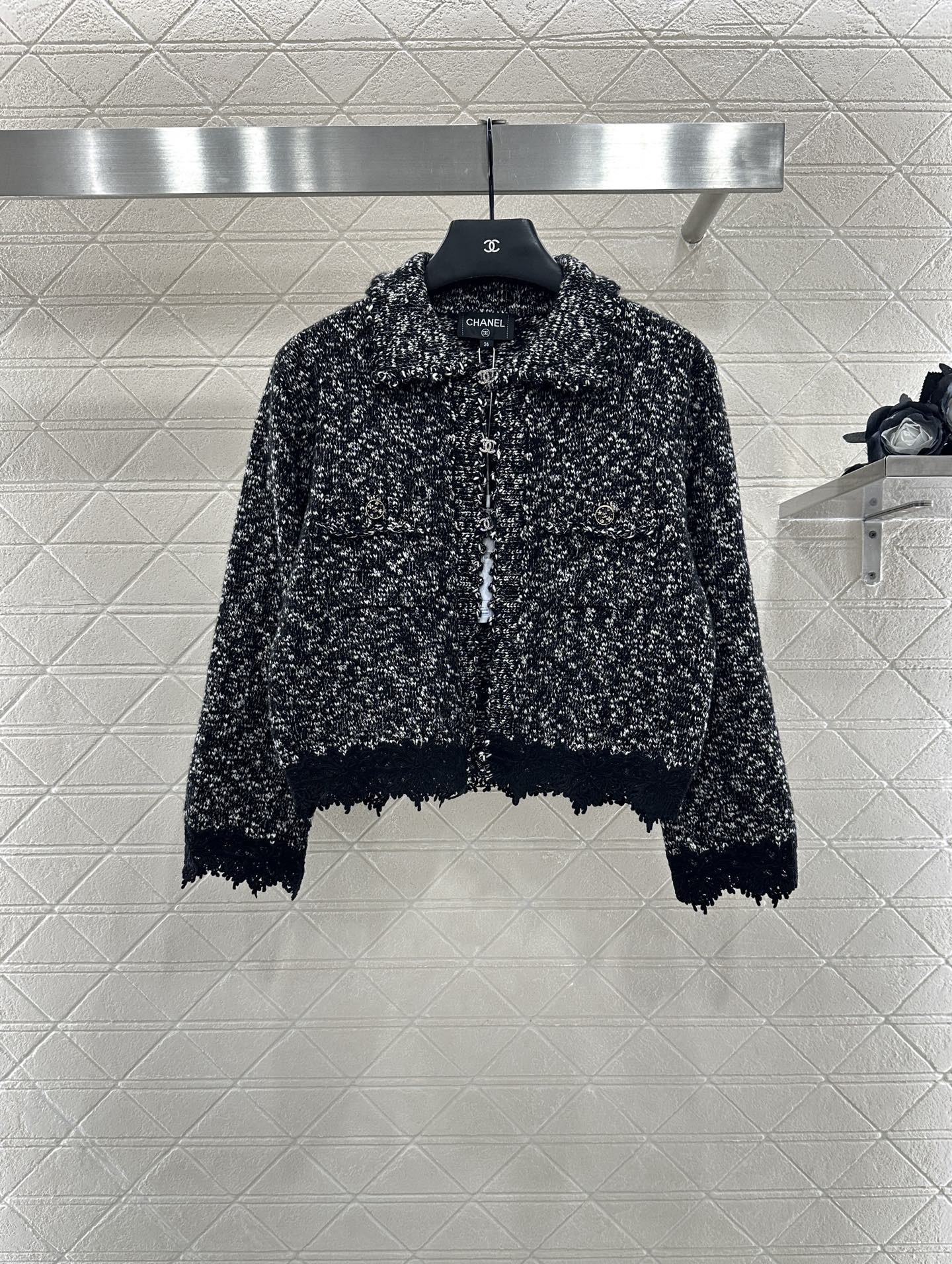 25fw Embroidered lace knitted cardigan