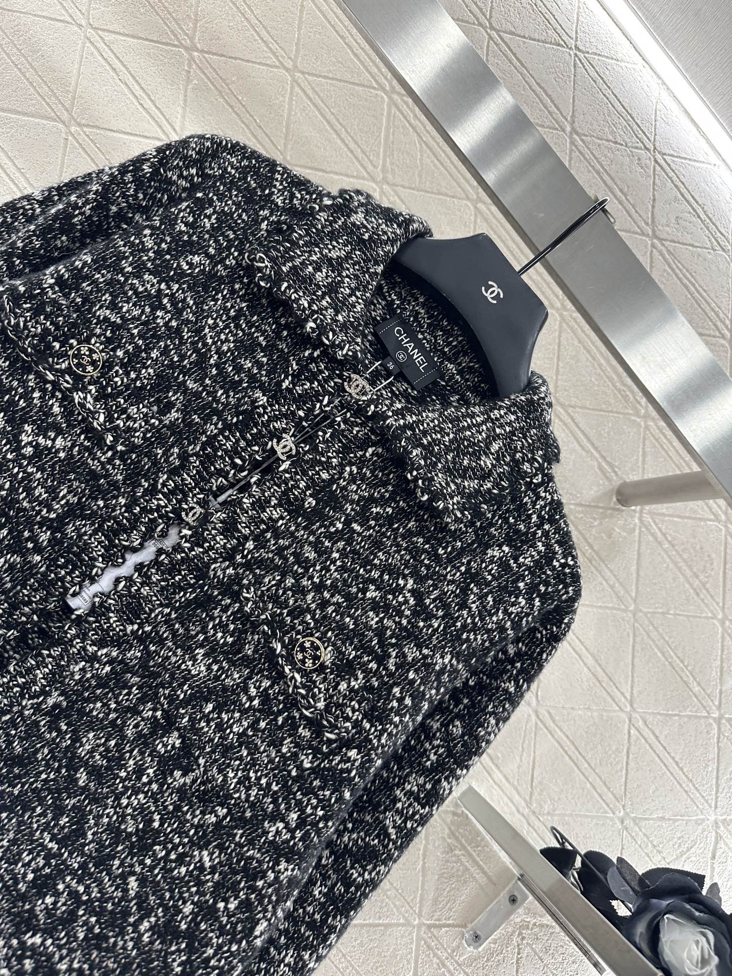 25fw Embroidered lace knitted cardigan