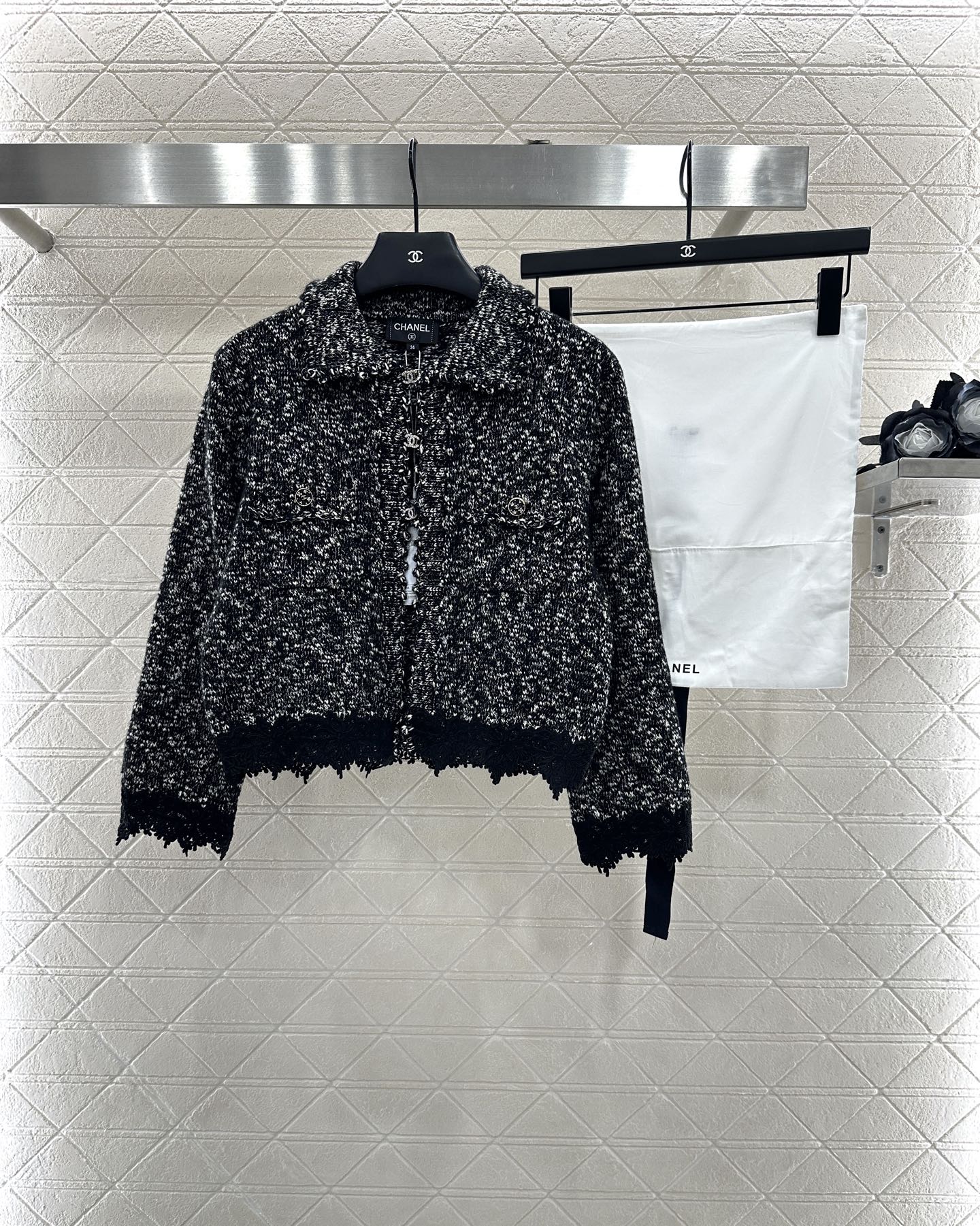 25fw Embroidered lace knitted cardigan