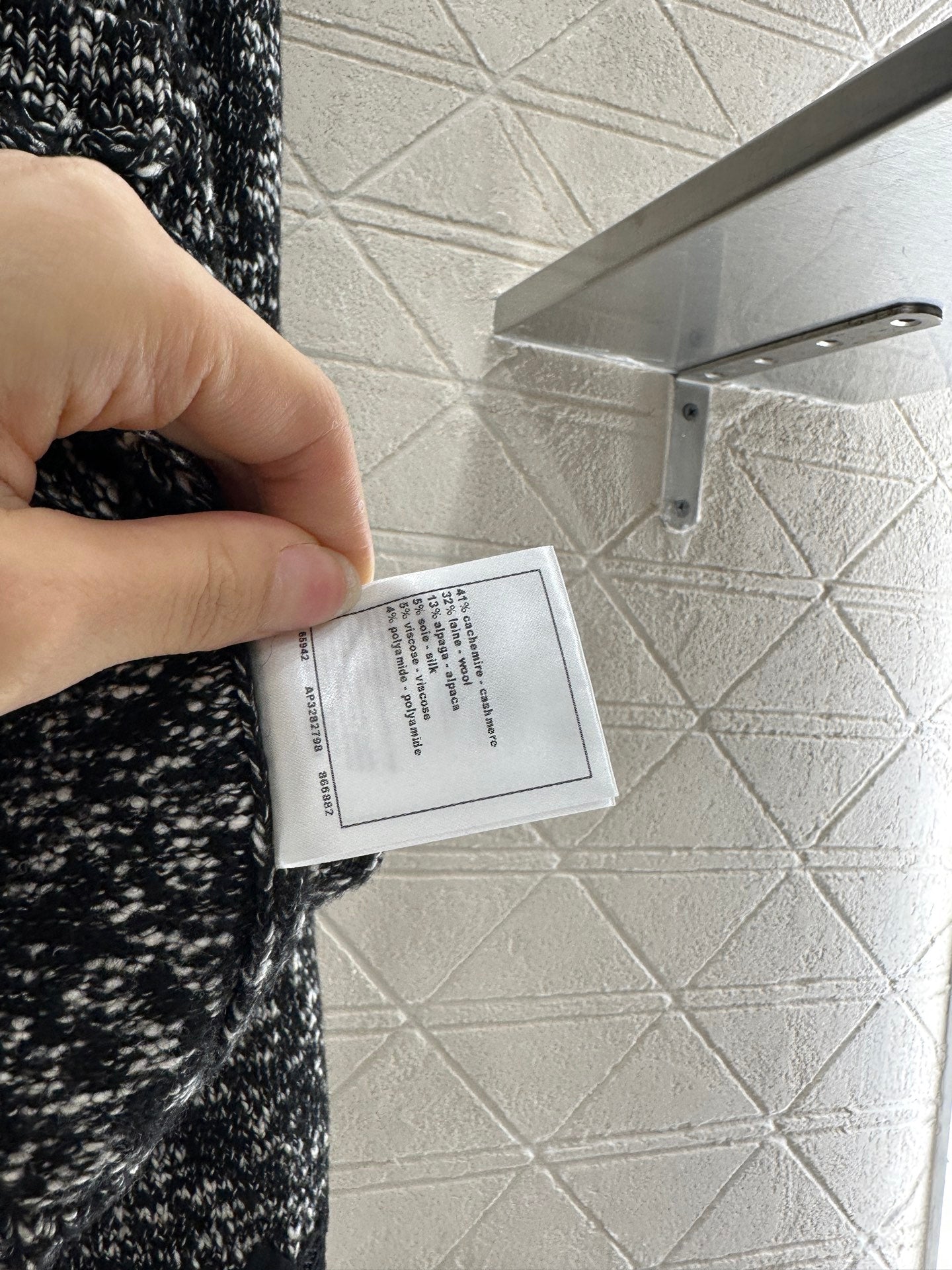 25fw Embroidered lace knitted cardigan