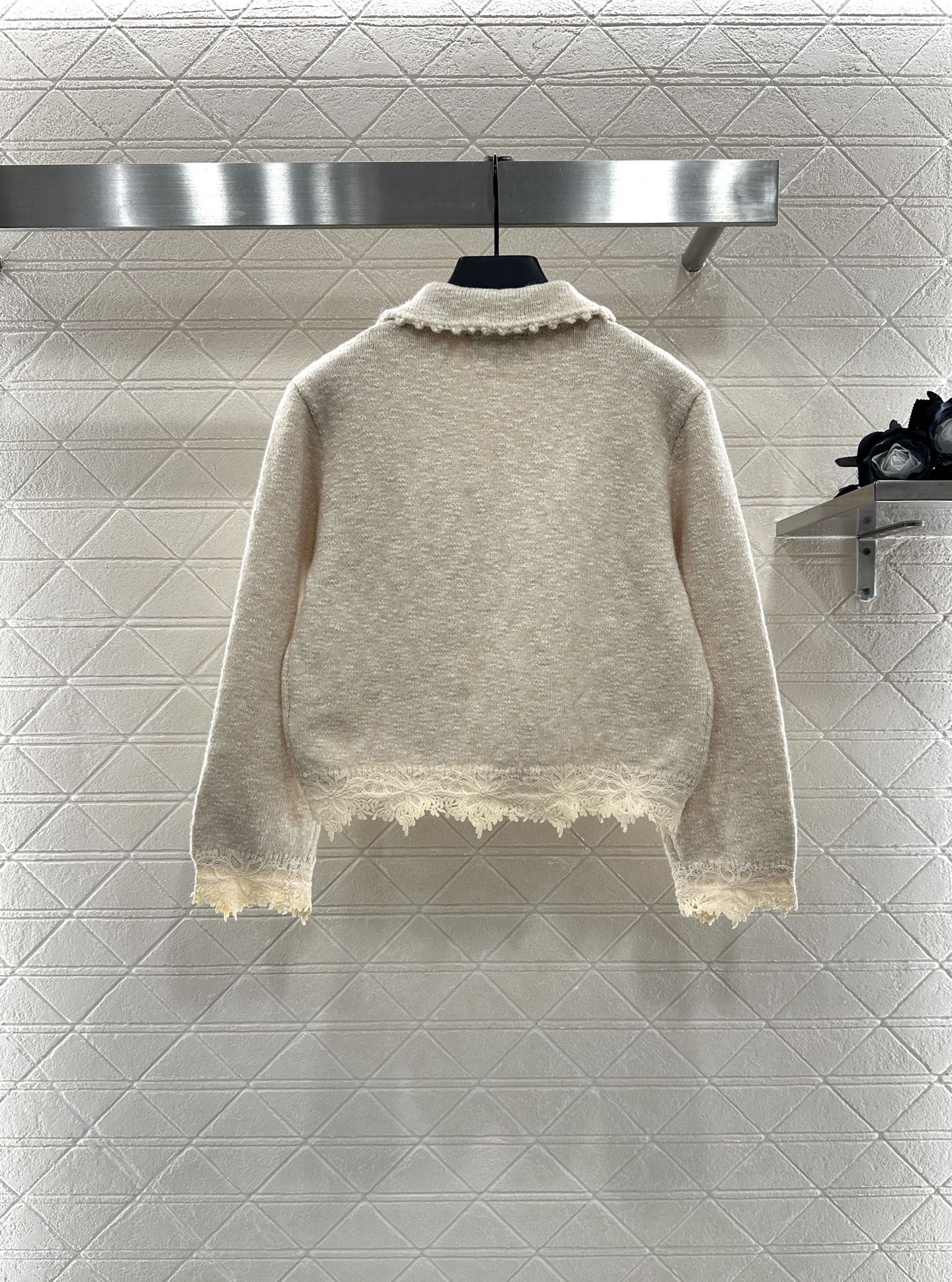 25fw Embroidered lace knitted cardigan