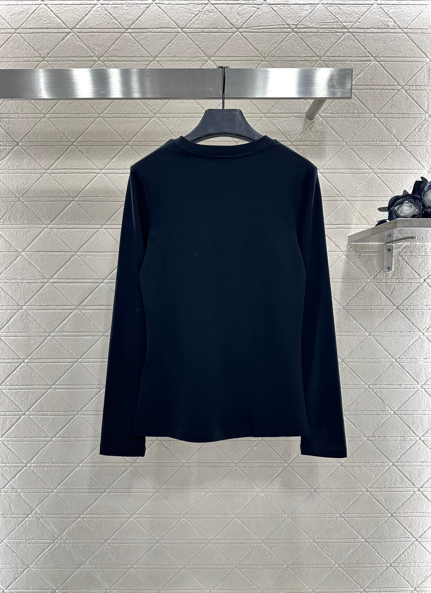 25fw Slim fit beaded logo top